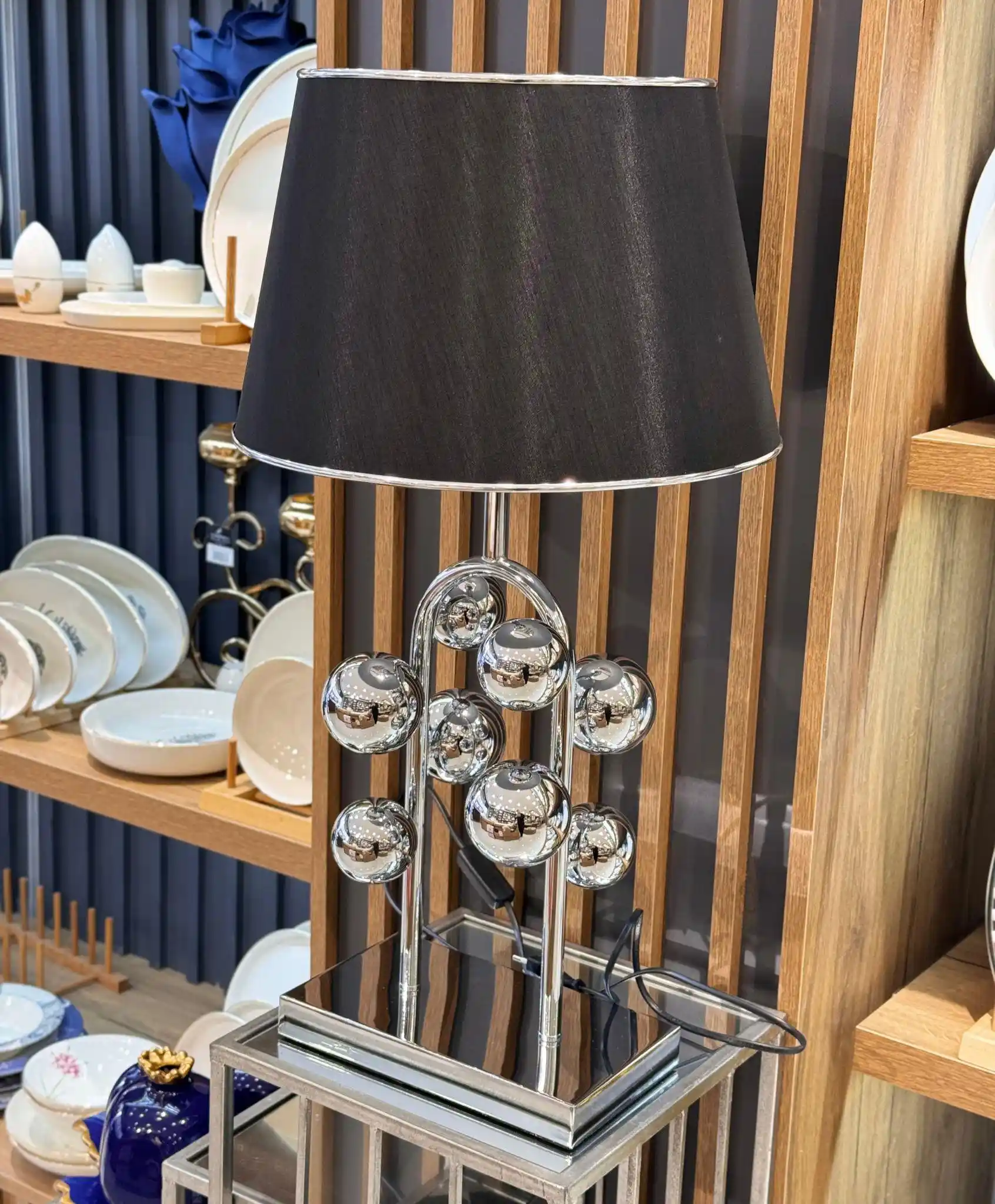 Lüks Abajurlar ile Dekorasyonunuzu Şıklık ve Zarafetle Zenginleştirin