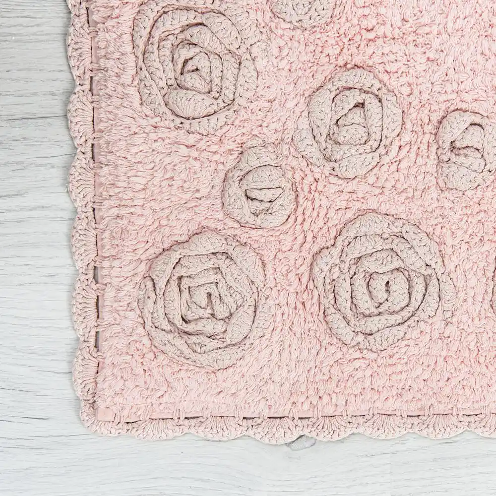 Lüks Banyo Paspası Seçimi ve Dekorasyonda Estetik ve Konforun Anahtarı