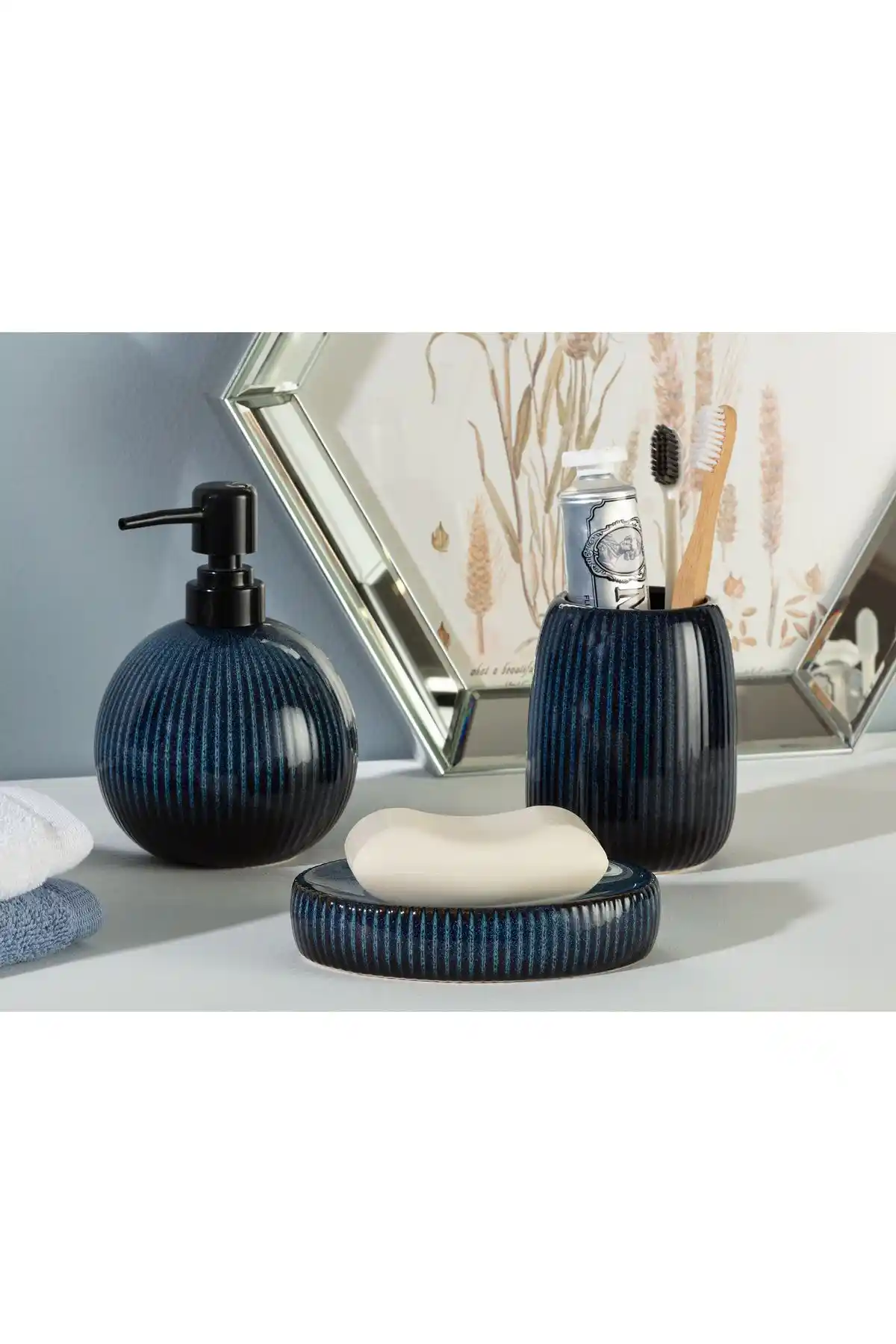 Madame Coco Banyo Setleri ile Dekorasyonda Zarafet ve Şıklık Yaratın