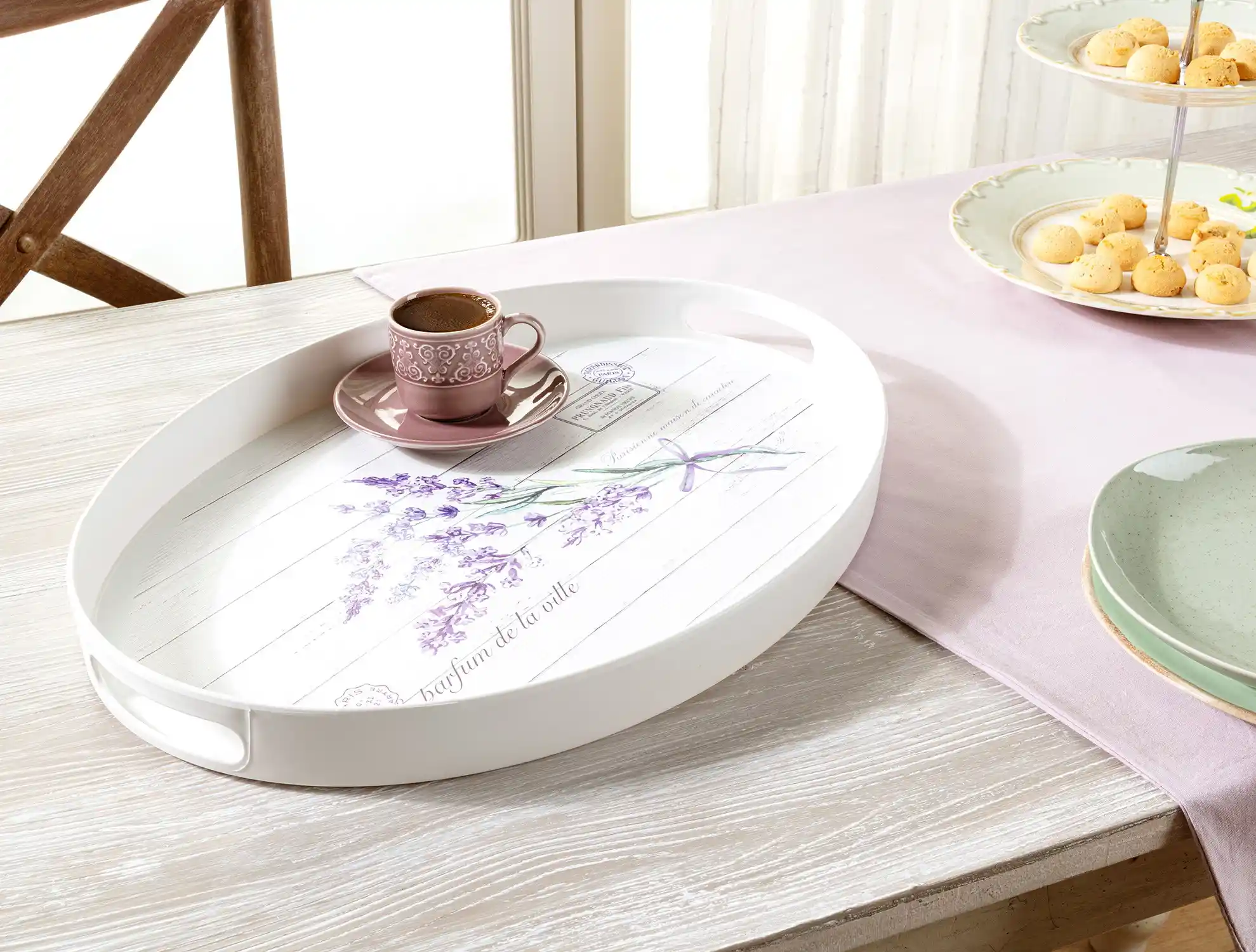 Madame Coco Çay Tepsileri ile Evinizde Zarafet ve Fonksiyonellik Bir Arada