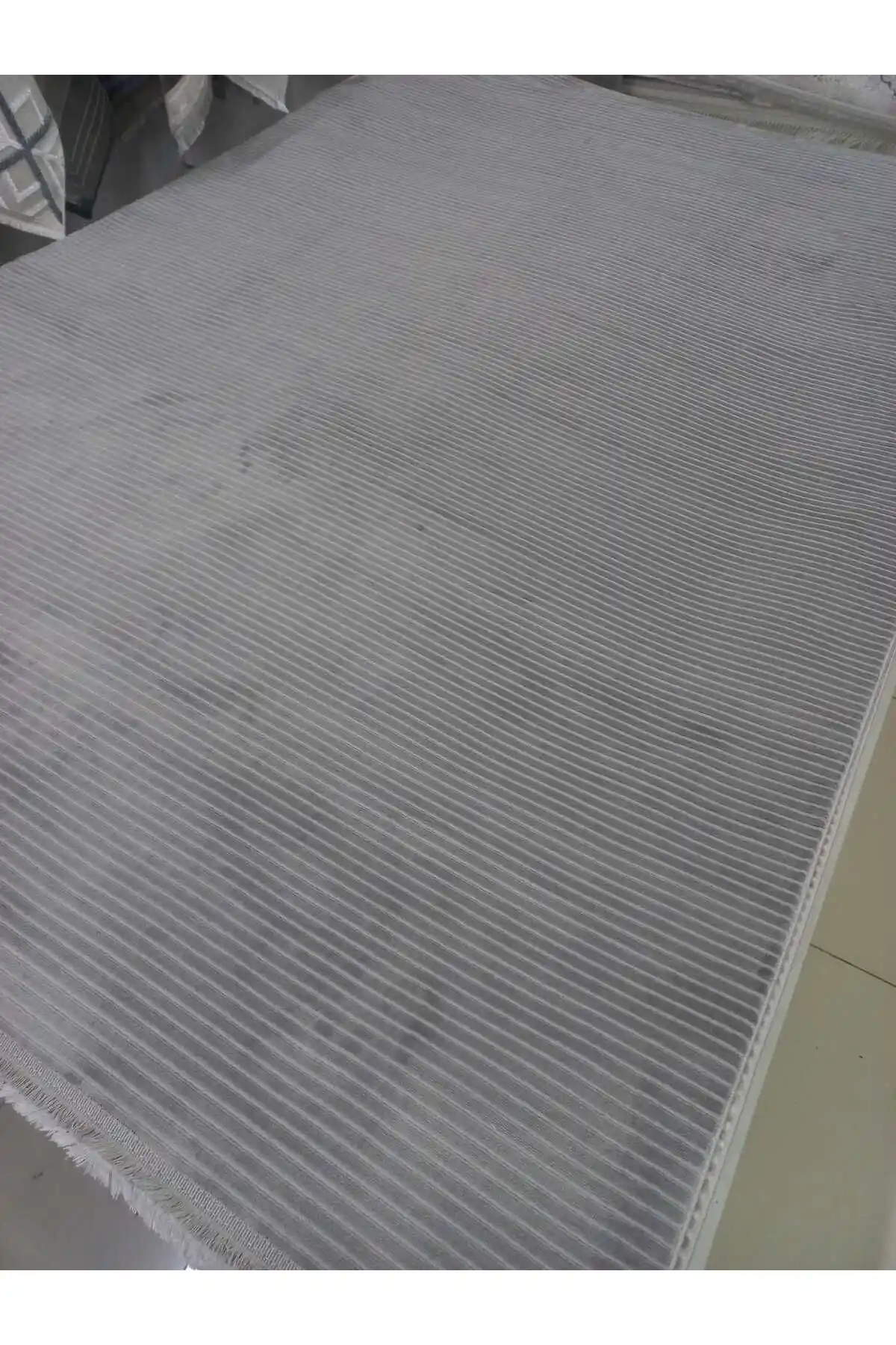 Makineda Yıkanabilen Halı Modelleriyle Dekorasyon ve Temizlikte Pratik Çözümler