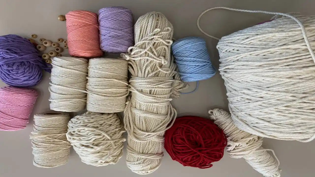 Makrome Çeşitleri ve Kullanım Alanları: Dekorasyonda Yaratıcı ve Doğal Çözümler