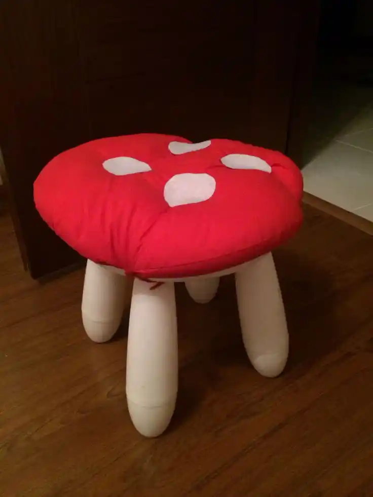 Mantar Tabureler: Doğal ve Sürdürülebilir Dekorasyon Unsuru Olarak Modern Tasarımlar