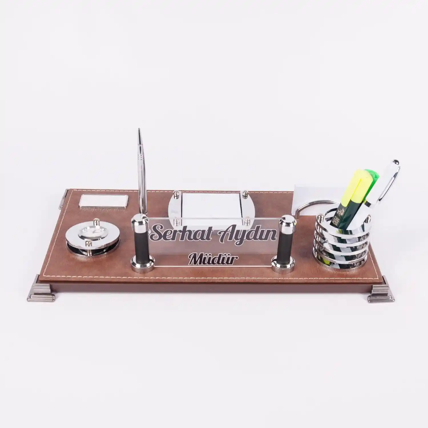 Masa Hediyeleri ile Dekorasyonda Şıklık ve İşlevsellik Sağlayan Trendler ve Seçim Kriterleri