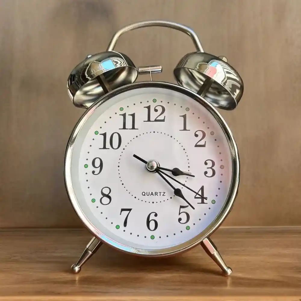 Masa Saati Alarmlı Dekorasyonun Şıklığı ve İşlevselliği