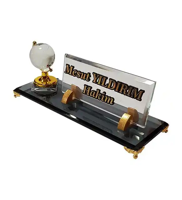 Masa Üstü İsimlikleriyle Dekorasyonda Şıklık ve İşlevsellik Artırıcı Yöntemler