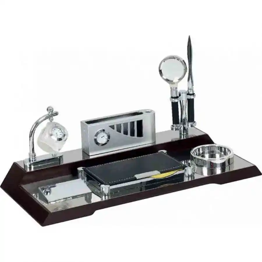 Masa Üstü Süsleriyle Dekorasyonunuzu Yenileyin Modern ve Şık Mekanlar Yaratın