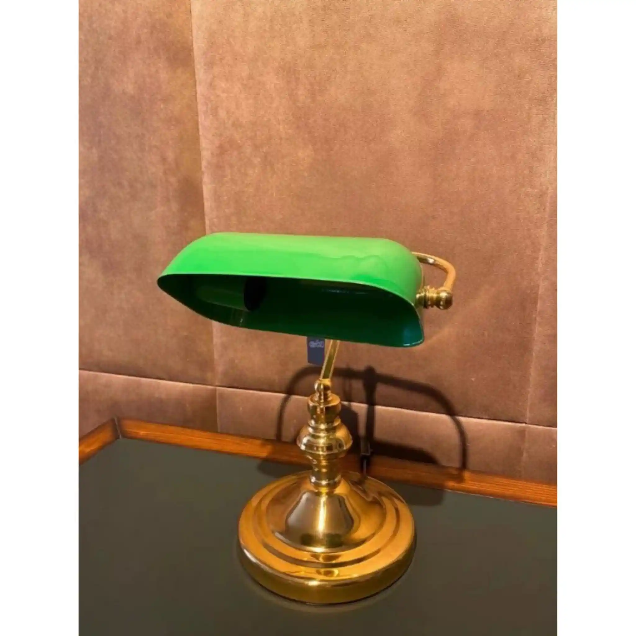 Masaüstü Lambaderlerle Dekorasyonunuzu Yenileyin Şıklık ve Fonksiyonellik Bir Arada