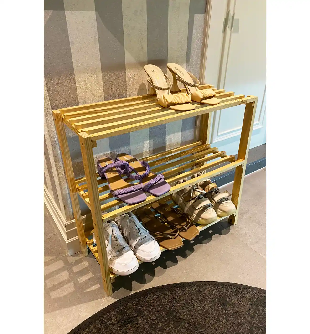 Masif Ayakkabılık ile Giriş Alanlarınızda Dayanıklık ve Şıklık Sağlayın