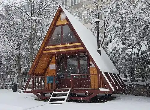 Masif Ev Dekorasyonu: Doğallık ve Sıcaklığın Modern Yansıması