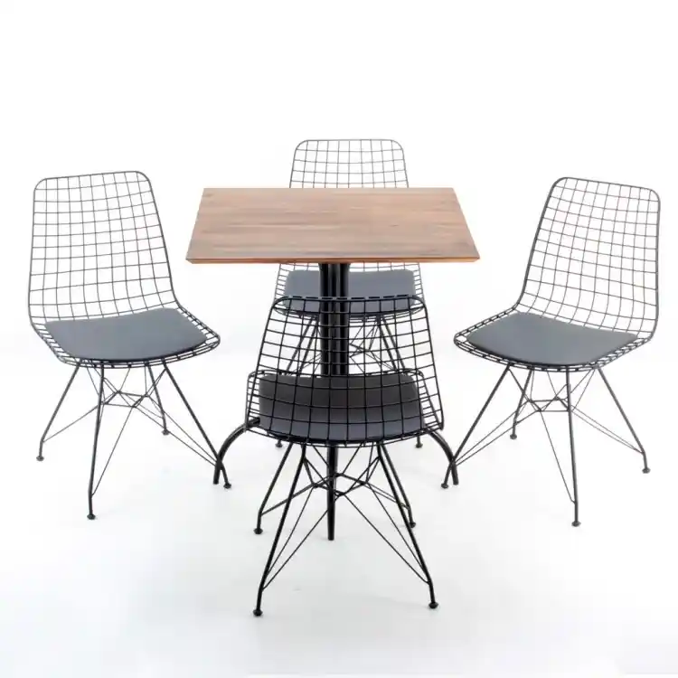 Masif Masa Takımlarıyla Evinize Doğal ve Şık Bir Atmosfer Yaratın