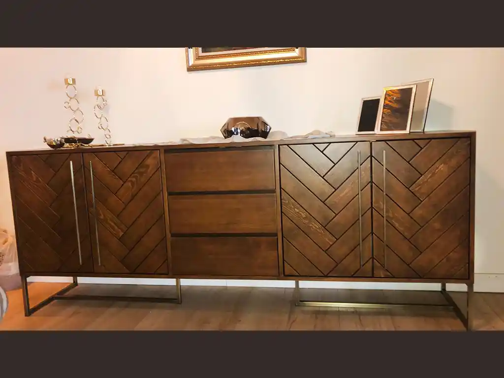 Masif Mobilya ile Dekorasyonunuzu Doğal ve Şık Bir Şekilde Yükseltin