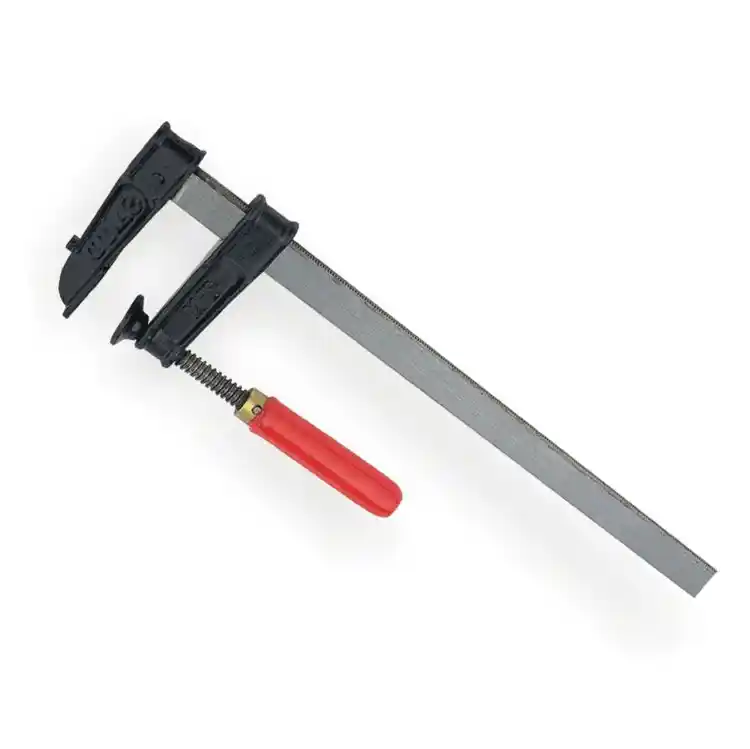 Mengene Kullanımı ve Dekorasyonda Yaratıcı Fikirler: Endüstriyel ve Modern İç Mekanlar