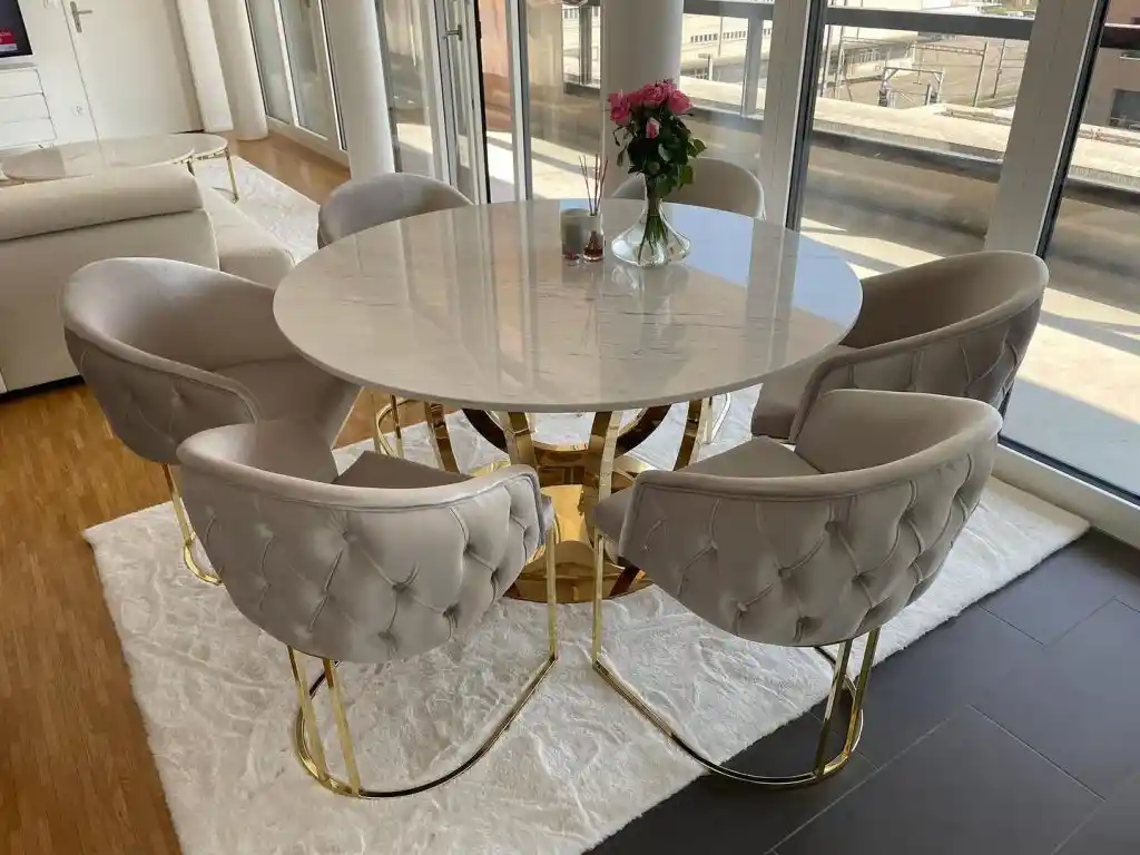 Mermer Mutfak Masası ile Dekorasyonda Zarafetin ve Dayanıklılığın Buluşması