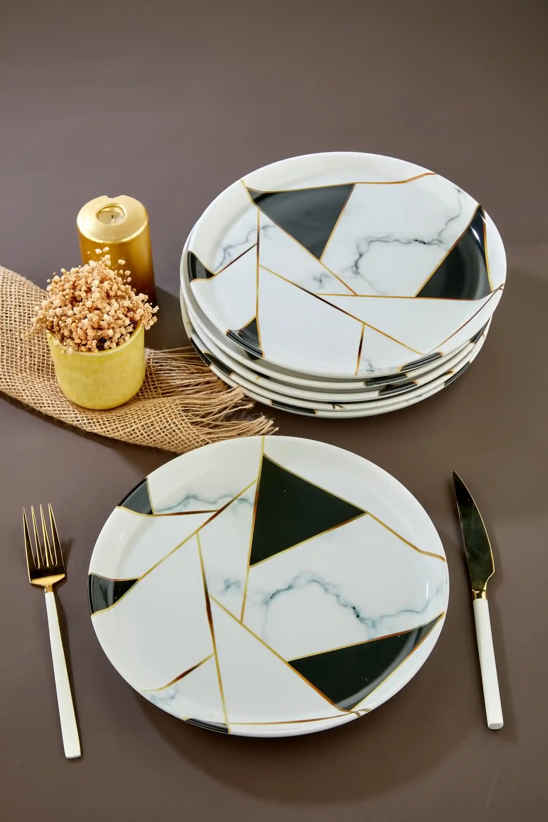 Mermer Servis Tabağı Dekorasyonda Şıklık ve Zarafet Katmanın En İyi Yolu