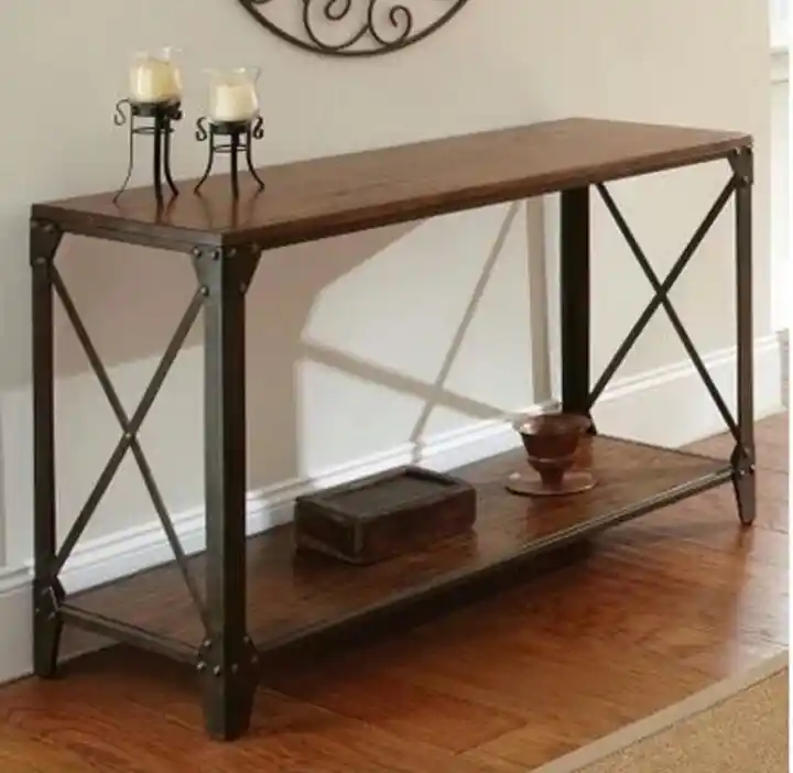 Metal Ayaklı Yan Sehpa ile Modern ve Şık Dekorasyon Çözümleri