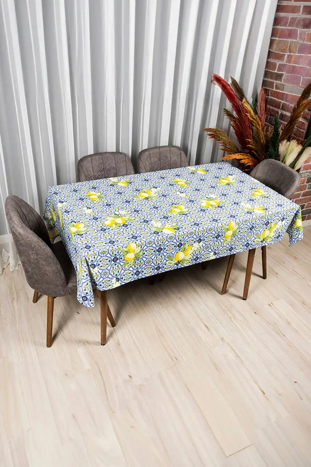 Molinella Masa Örtüsü ile Dekorasyonunuza Zarif ve Fonksiyonel Dokunuşlar Yapın