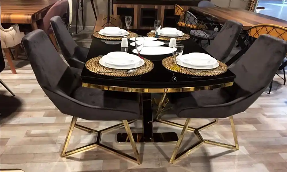 Mutfak Dekorasyonunda Cam Masa ve Sandalye Takımı Seçenekleri ve İpuçları