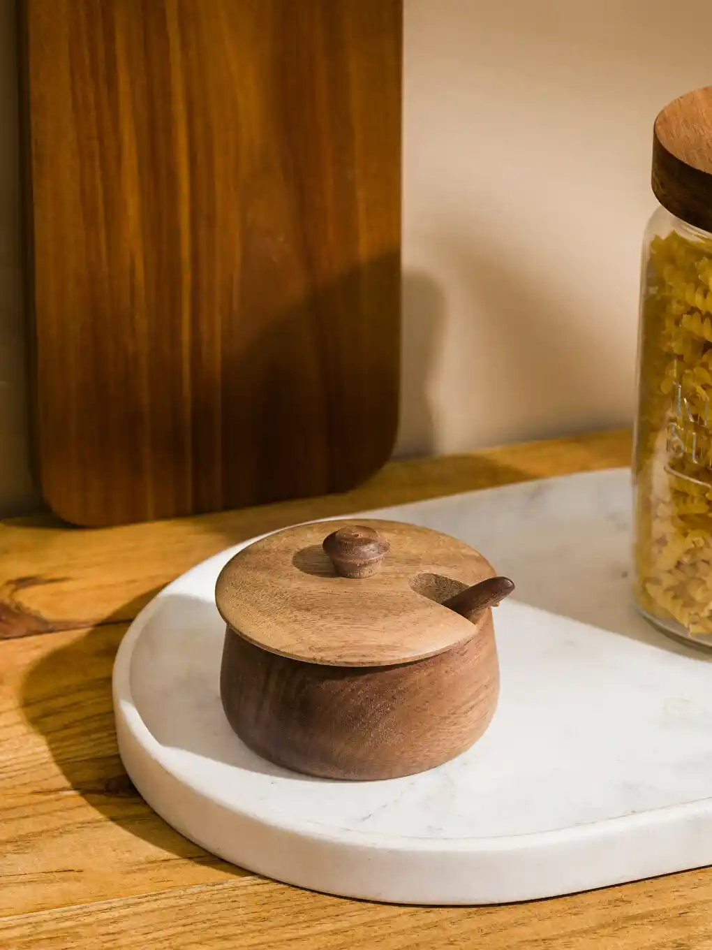 Mutfak Dekorasyonunda Şık ve İşlevsel Baharatlık Seçenekleri 2024