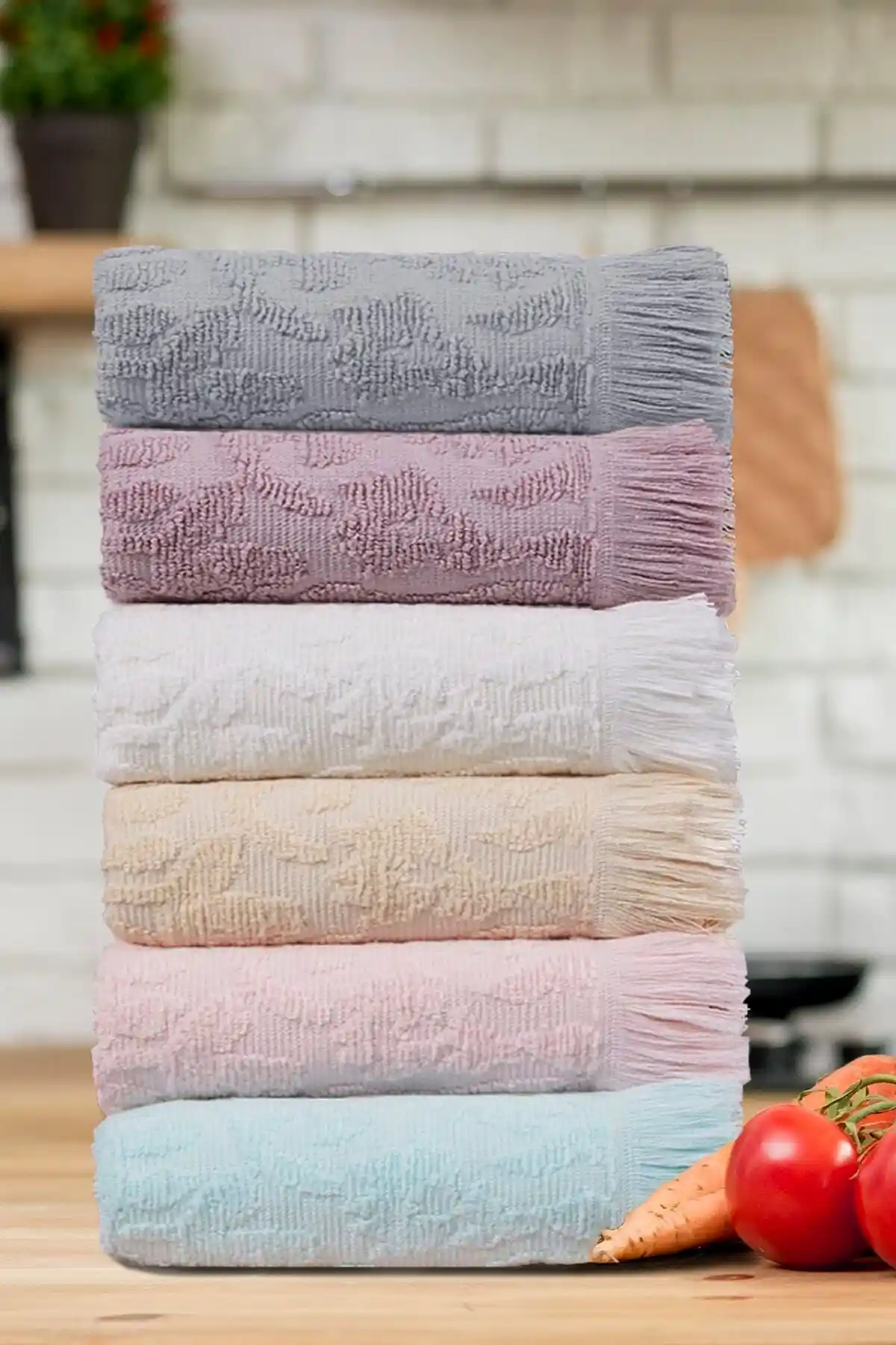Mutfak Dekorasyonunda Şıklık ve İşlevselliği Bir Arada Sunan El Havlusu Seçenekleri