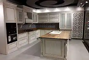 Mutfak Dolaplarını Silme ve Yenileme Rehberi: Dekorasyonun En Zarif ve İşlevsel Yolu