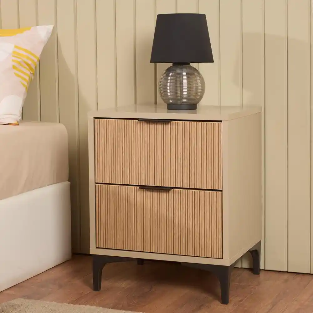 Yatak Odası Dekorasyonunda Komodin Seçimi ve Farklı Modelleri Hakkında Rehber