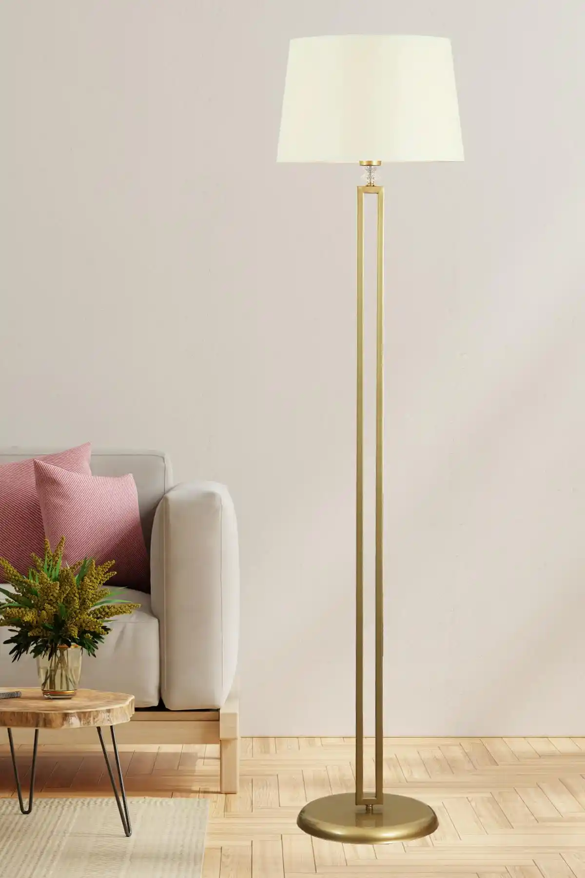 Yatak Odasında Lambader Kullanımının Dekorasyondaki Yeri ve En İyi Uygulamalar