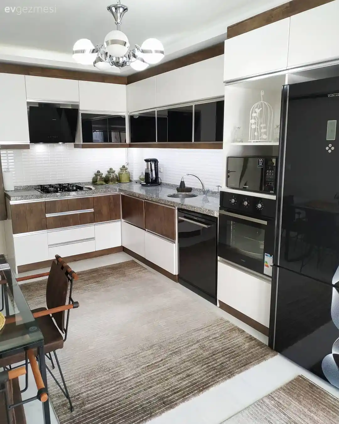 Yenilikçi ve Şık Mutfak Dekorasyon Trendleri ile Modern Tasarımlar