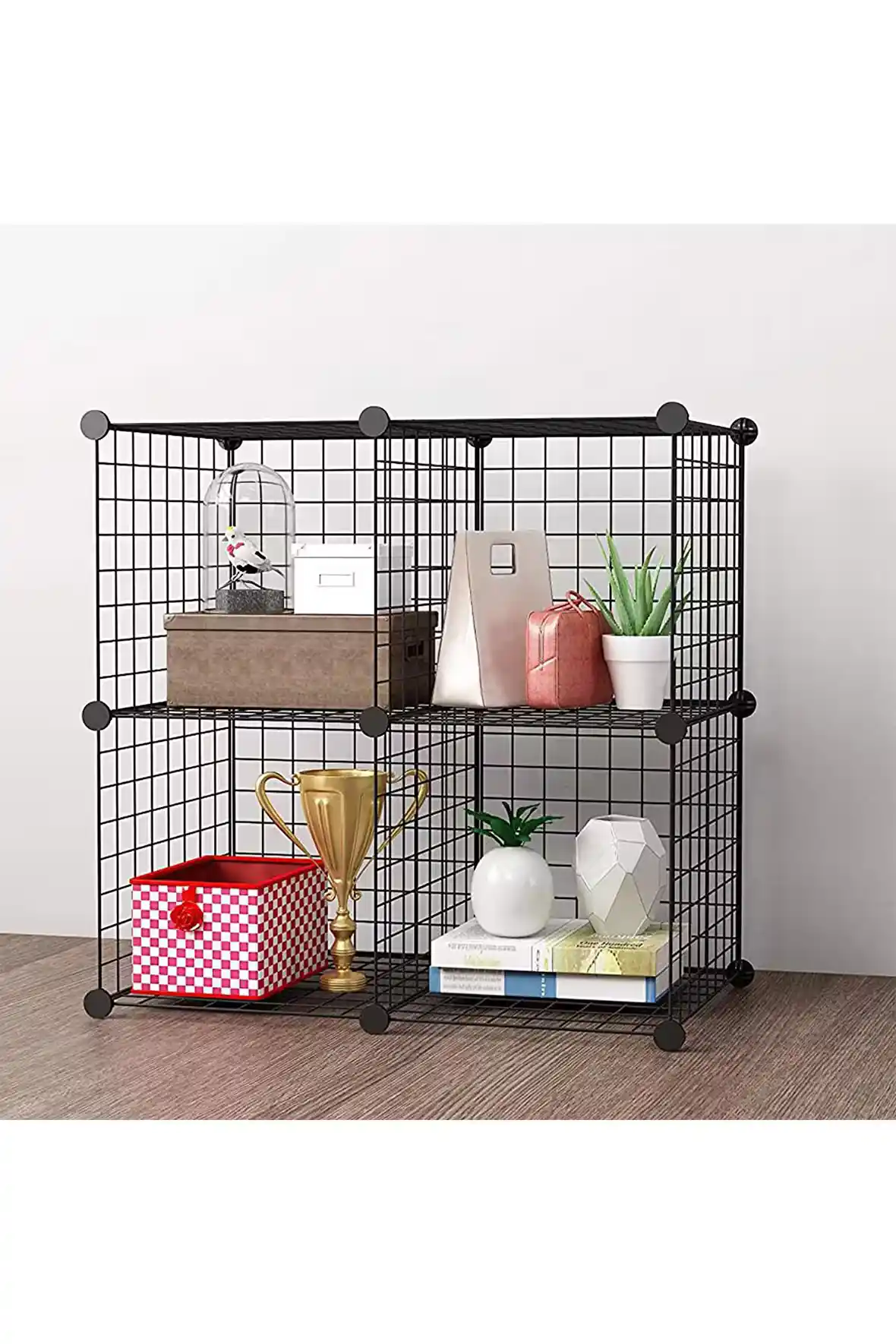 4 Bölmeli Depolama Rafları: Fonksiyonellik ve Estetik Bir Arada Sunar