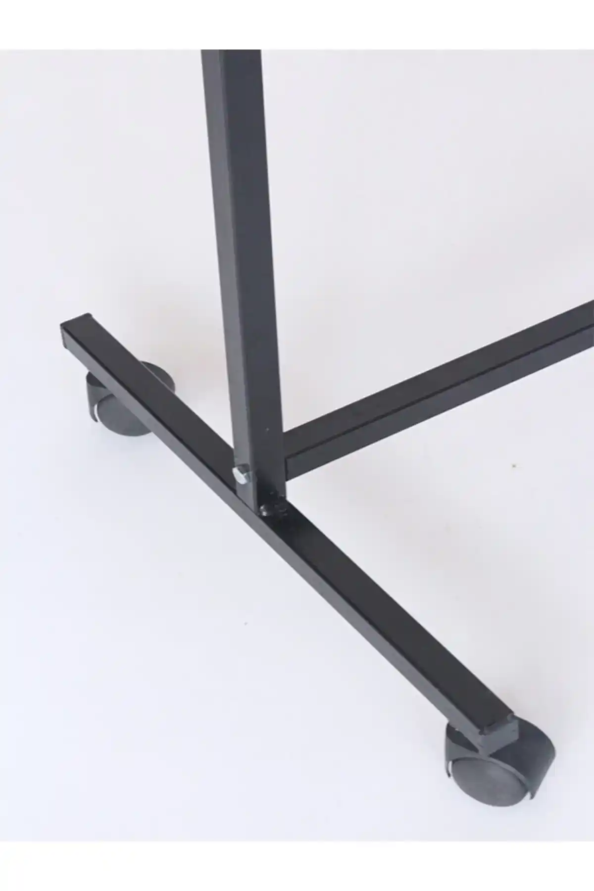 Acar Metallica Ev Mobilyası Raf Askılıkları Modern ve Fonksiyonel Çözümler