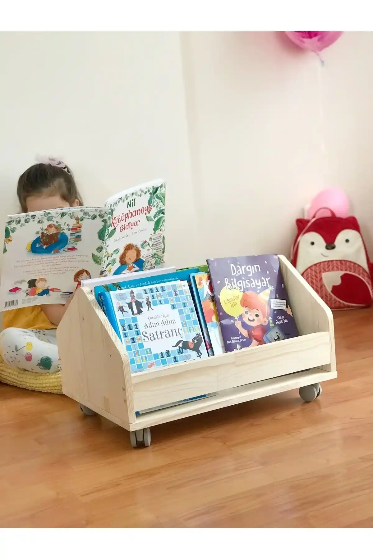 Ahşap Çocuk Kitaplıkları: Güvenli ve Estetik Tasarımlarla Çocuk Odası Dekorasyonu