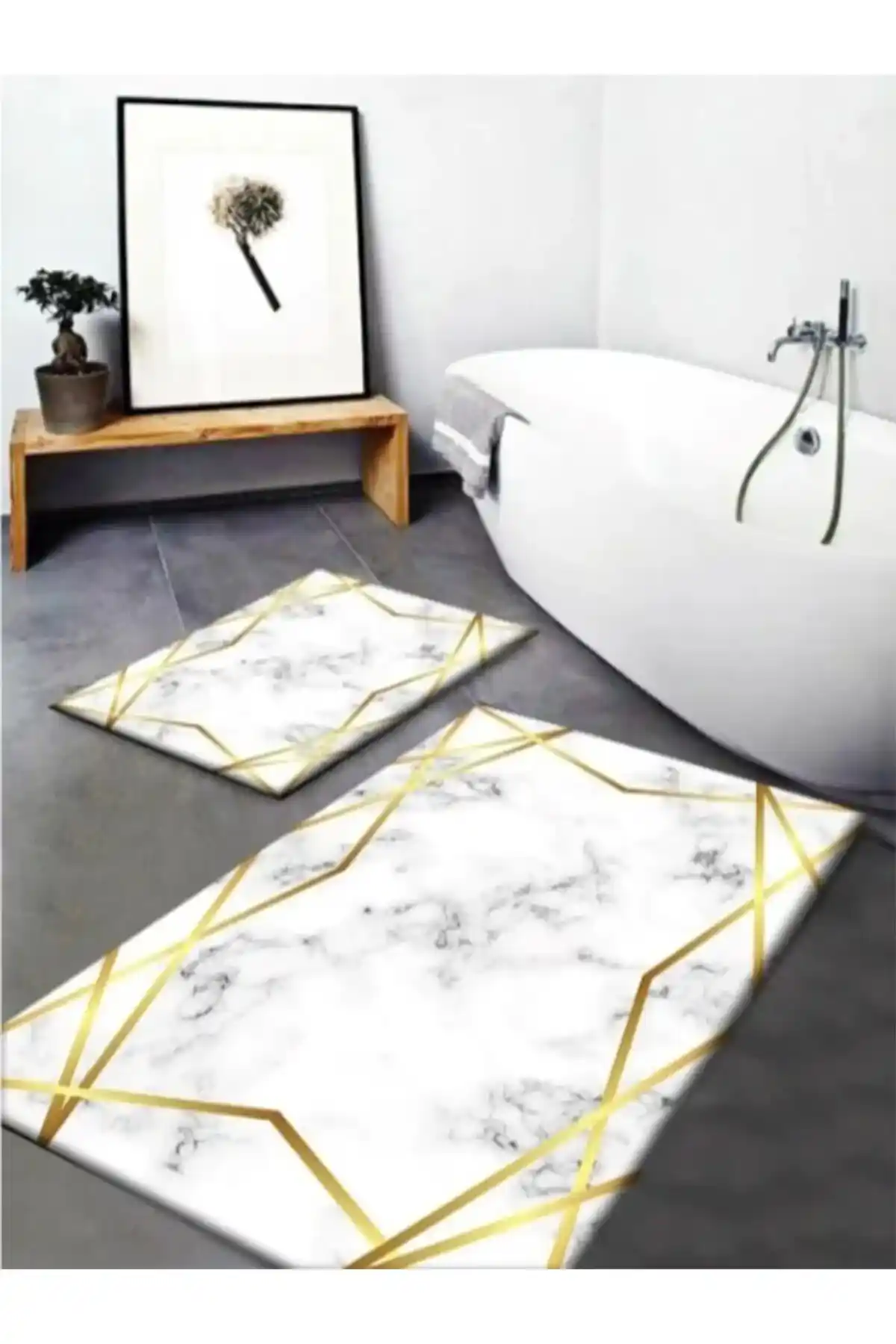 Banyo Dekorasyonunda Çizgili ve Mermer Desenli Halı Seçenekleri ve Trendler