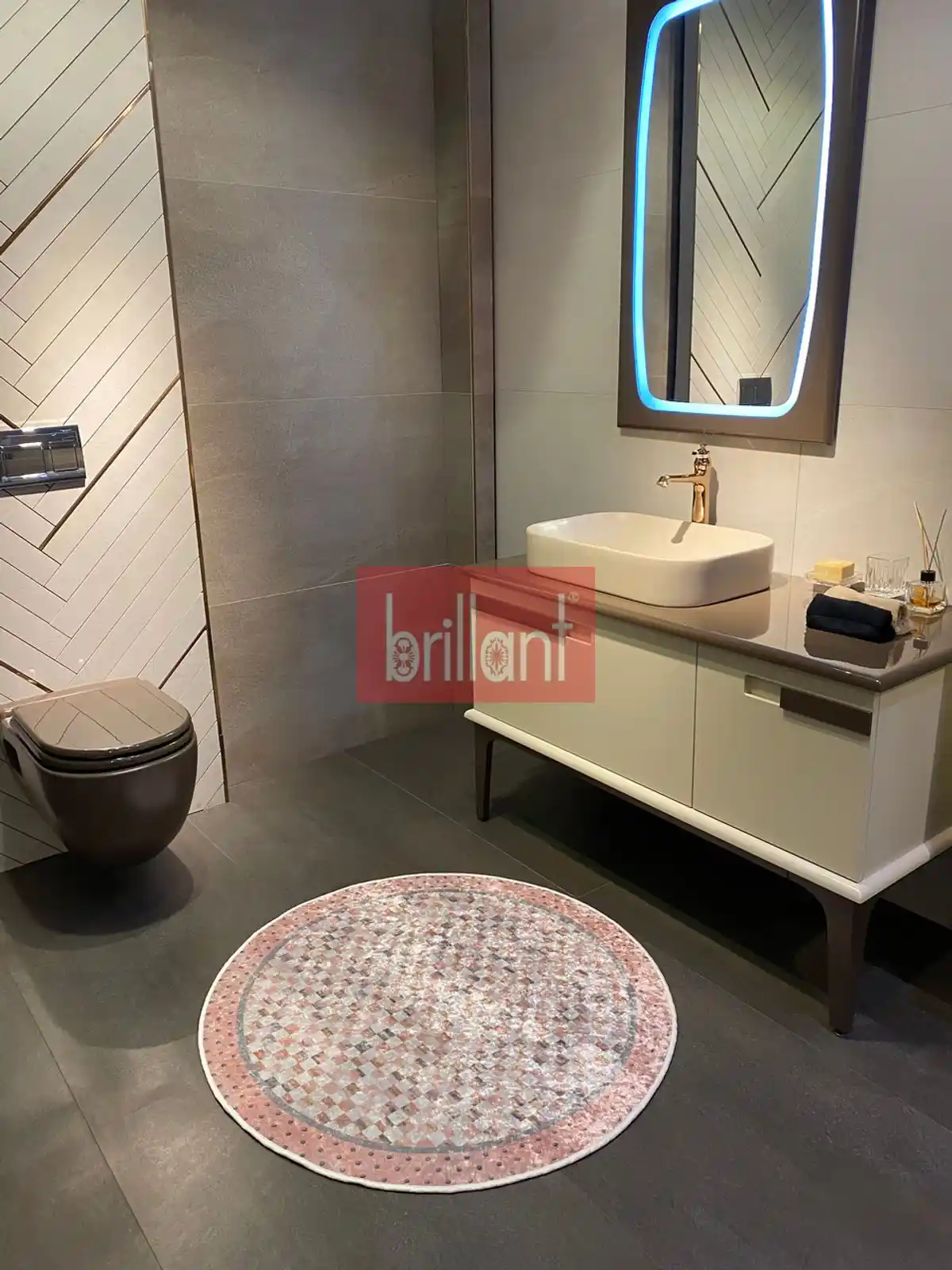 Banyo Paspasında Lateks Taban Kullanımının Avantajları ve Doğru Seçim İpuçları