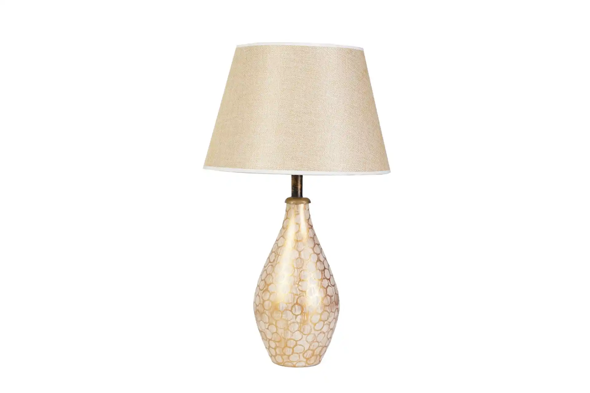 Bej Krem ve Gold Abajur Tasarımlarıyla Şık ve Fonksiyonel Dekorasyon Çözümleri