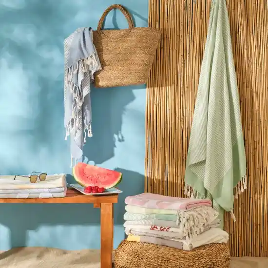 Bella Maison Plaj Havluları Malzeme ve Kullanıcı Deneyimleri Üzerine Detaylı Değerlendirme