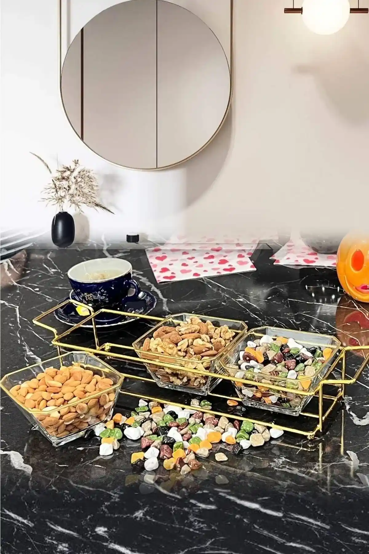 Bölmeli Cam Çerezliklerin Estetik ve Fonksiyonel Kullanım Avantajları