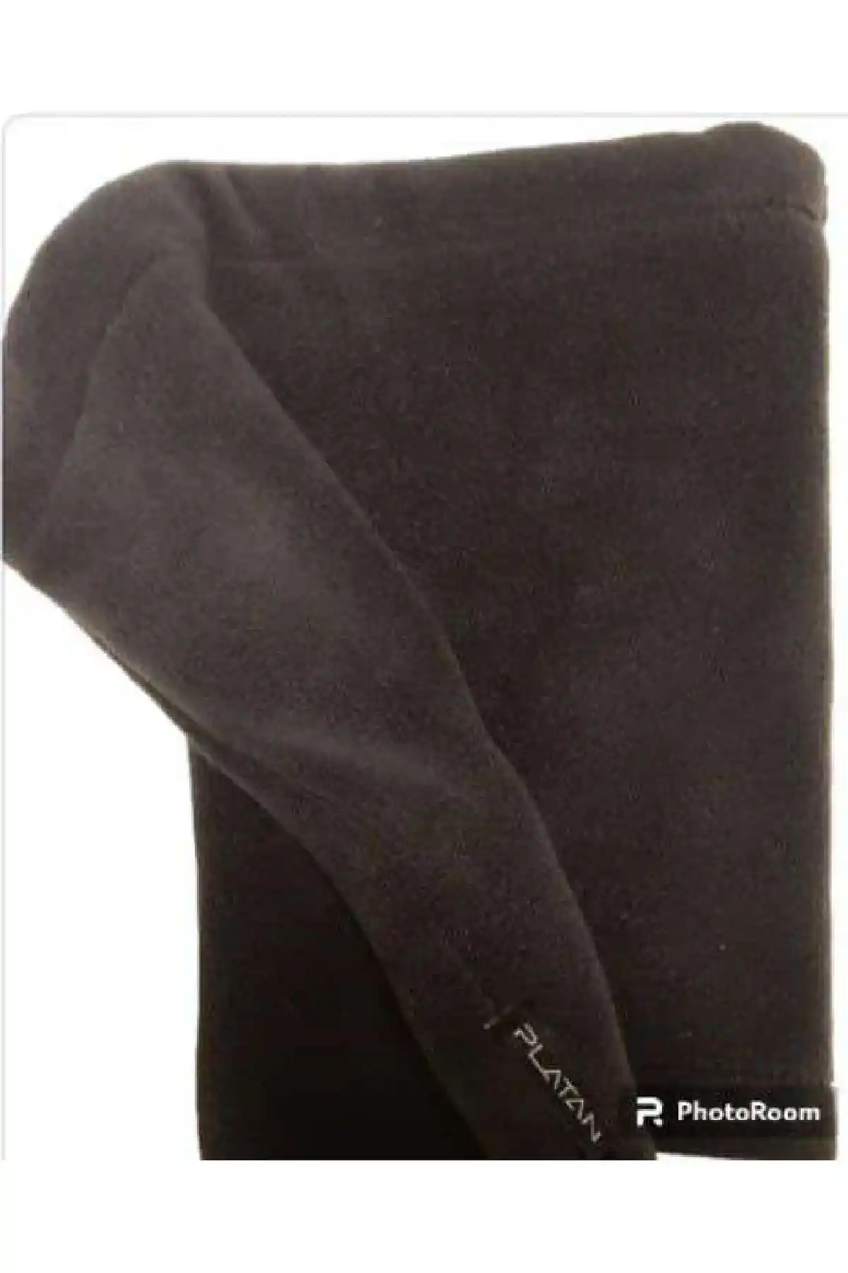 Boyunluk Polar: Kış Aylarında Sıcak ve Konforlu Bir Aksesuar Seçeneği