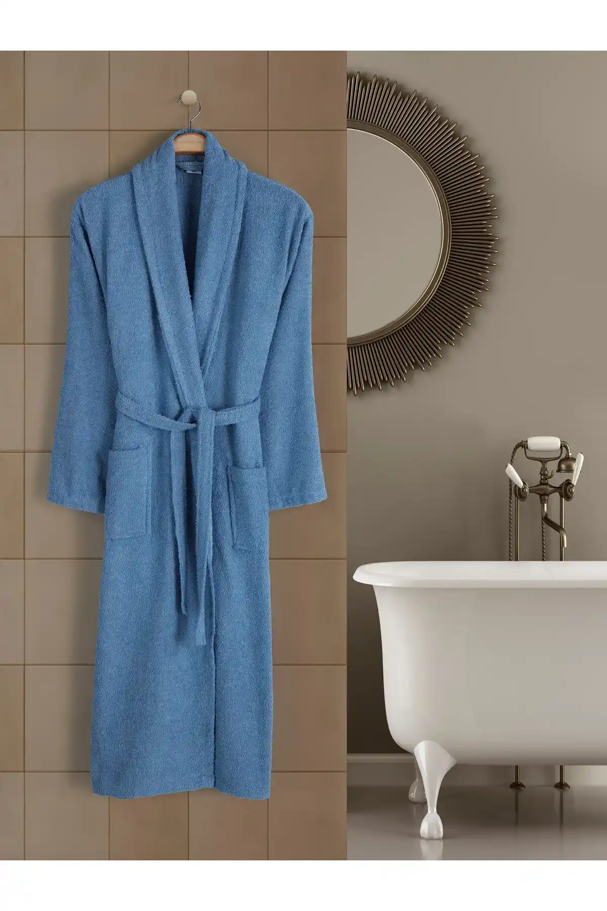 Büyük Beden Salınca Bornozları: Konfor ve Pratiklik Sunan Geniş ve Yumuşak Tasarımlar