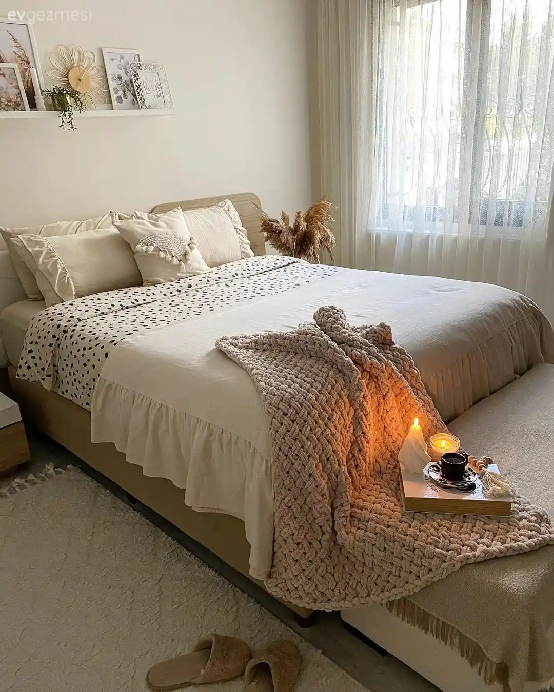 Büyülü Ev Dekorasyonunda Yatak Örtüsü Seçimi ve Atmosfer Yaratma İpuçları