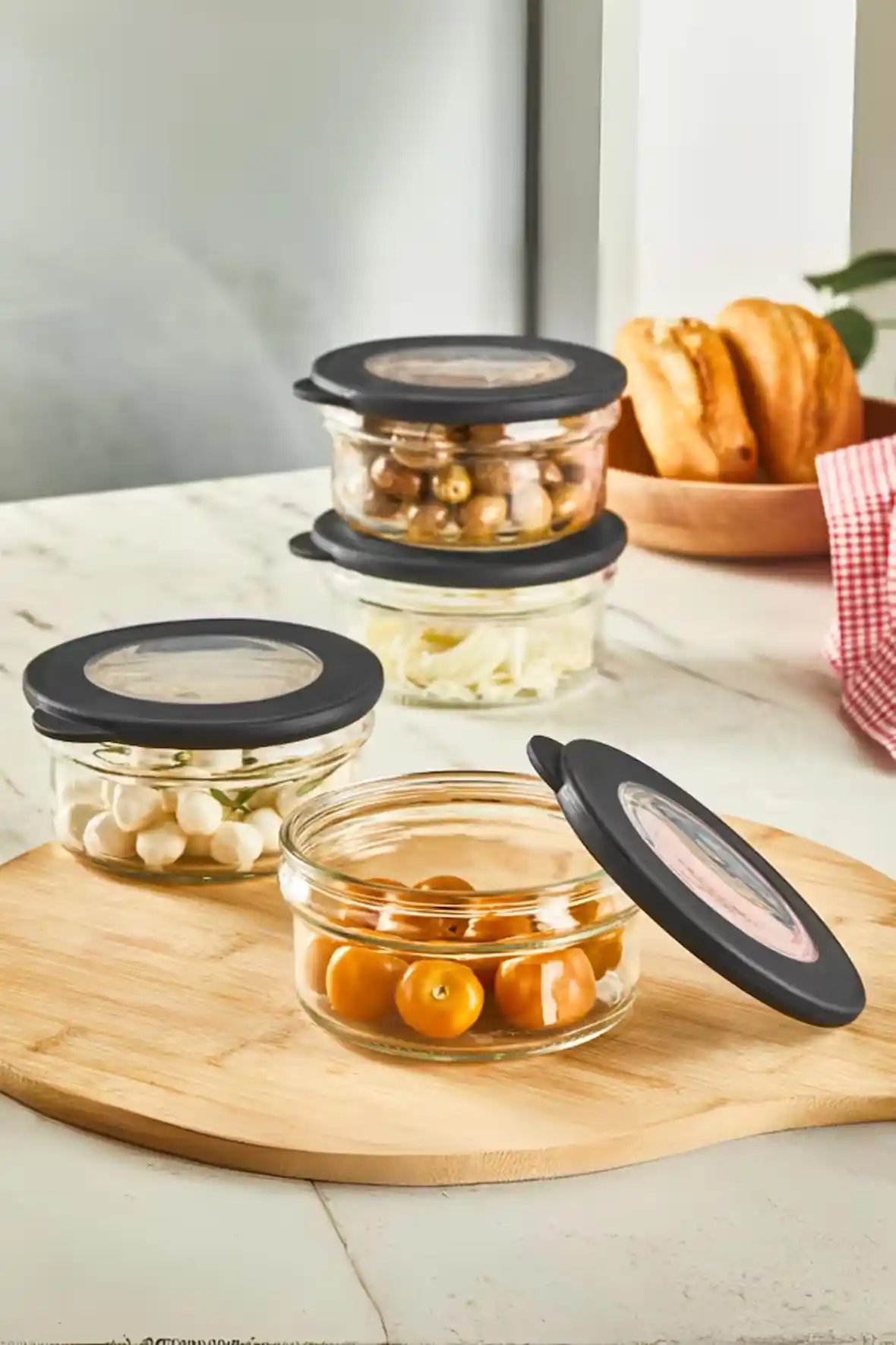 Cam ve Sık Kapaklı Gıda Saklama Kabı: Modern Mutfaklar İçin Güvenilir ve Estetik Çözüm