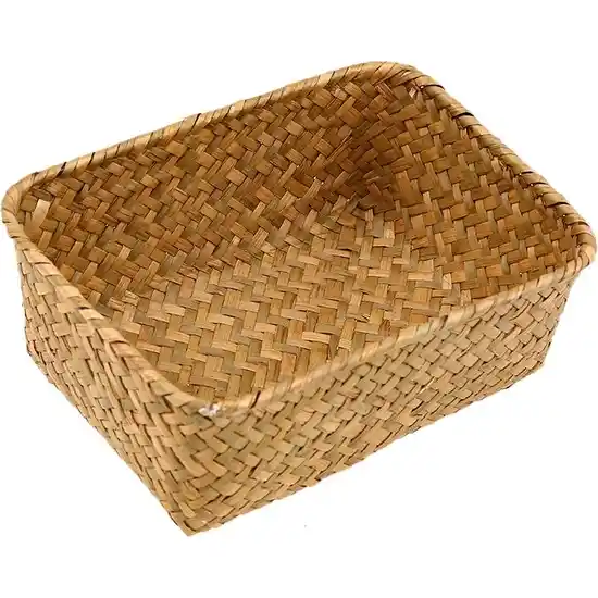 Çevre Dostu Doğal Hasır Sepetler: Sürdürülebilir ve Estetik Ev Dekorasyonu Seçenekleri