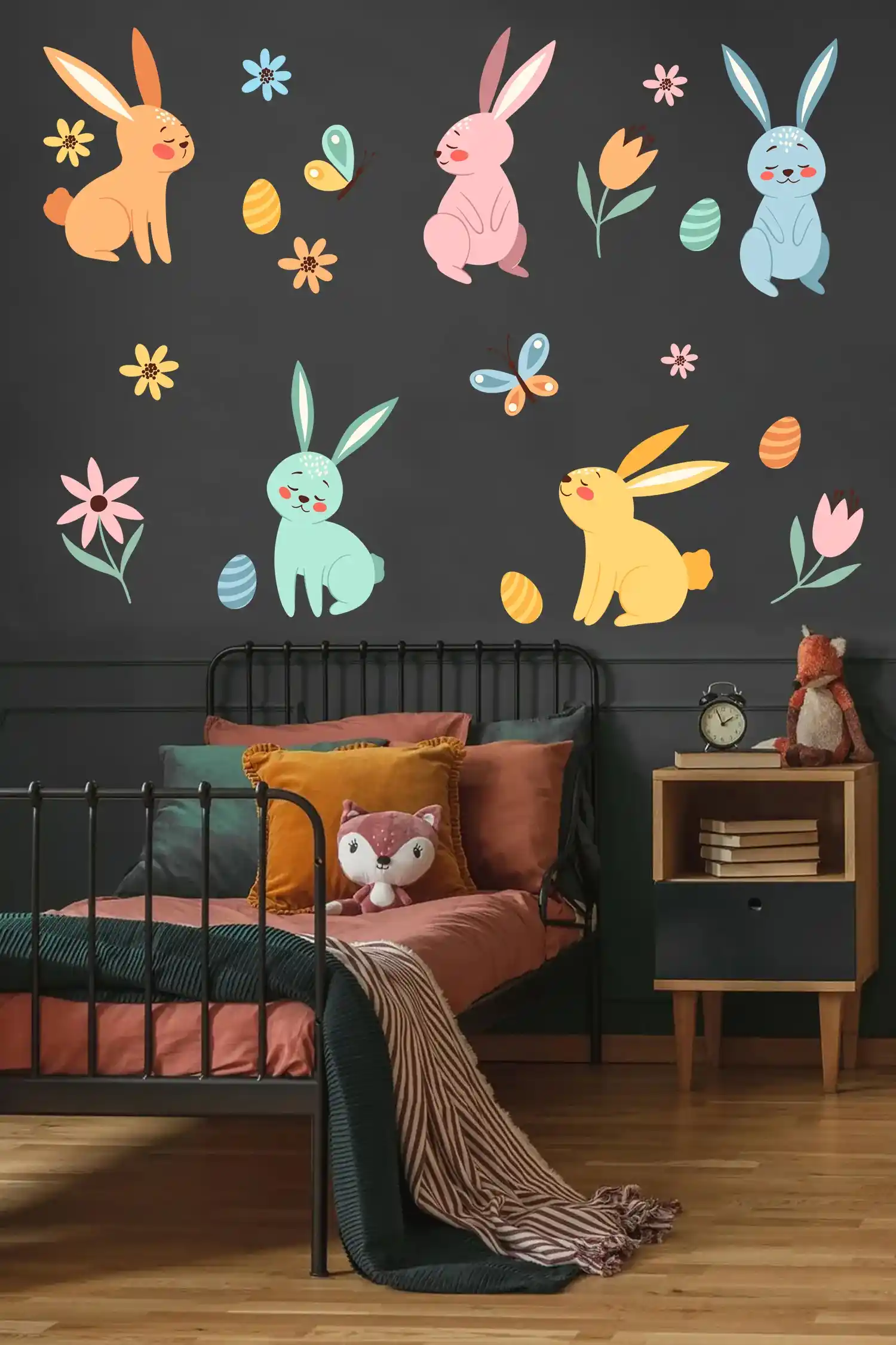 Çocuk Odası Dekorasyonunda Renkli Stickerların Kullanımı ve Avantajları