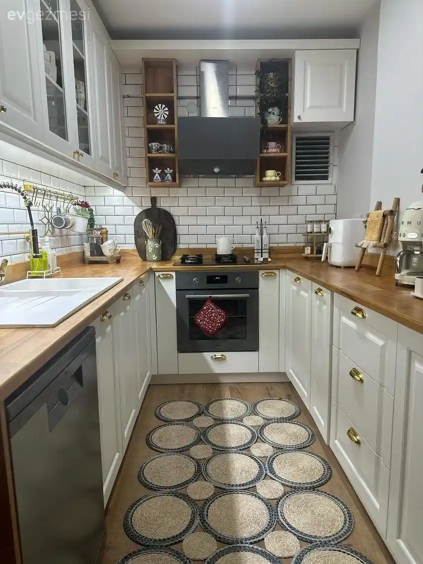 Çocuk ve Mutfak Alanları İçin Güvenli ve İşlevsel Dolap Tasarımları