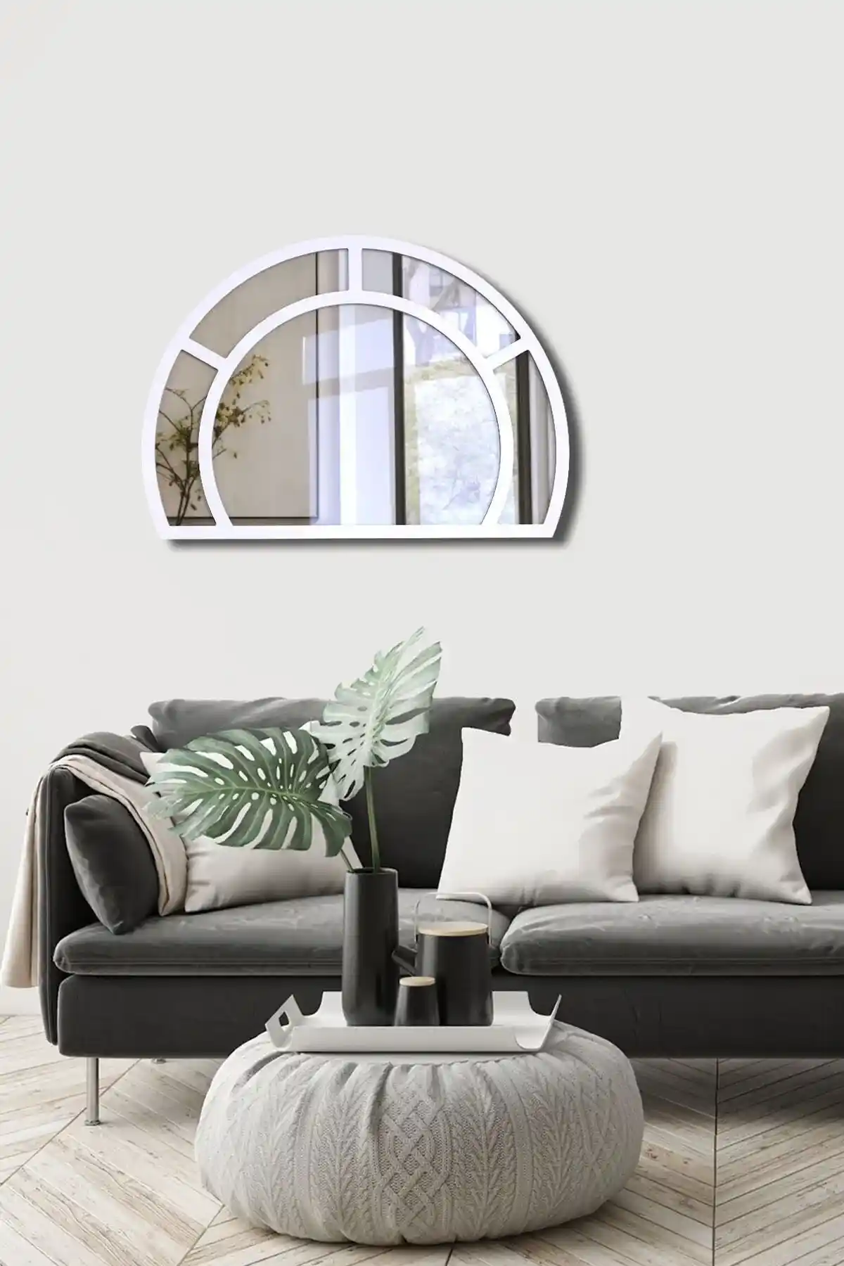 Çok Parçalı Aynalar ile Ev Dekorasyonunda Sıcaklık ve Estetik Yaratma Rehberi