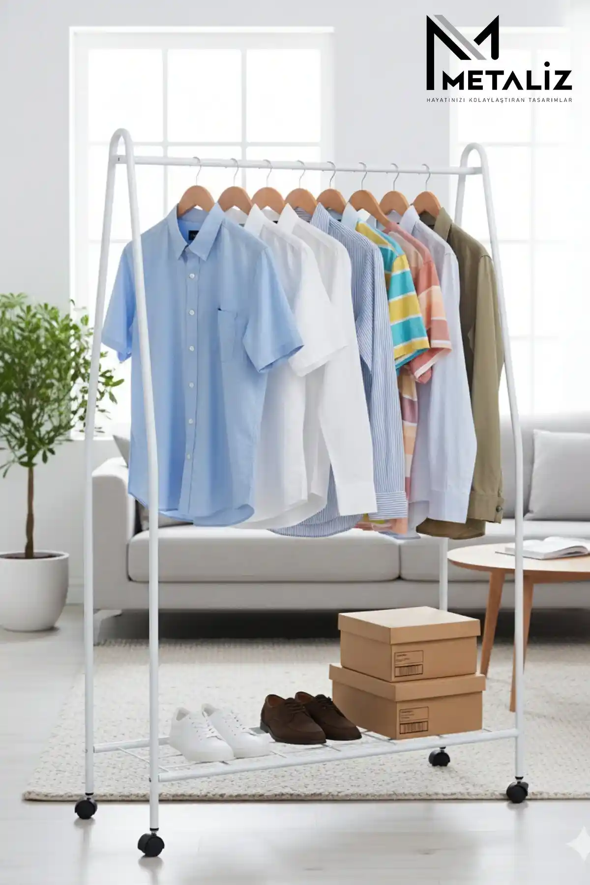 Dayanıklı Ayaklı Kıyafet Askılığı: Malzeme ve Tasarım Özellikleri