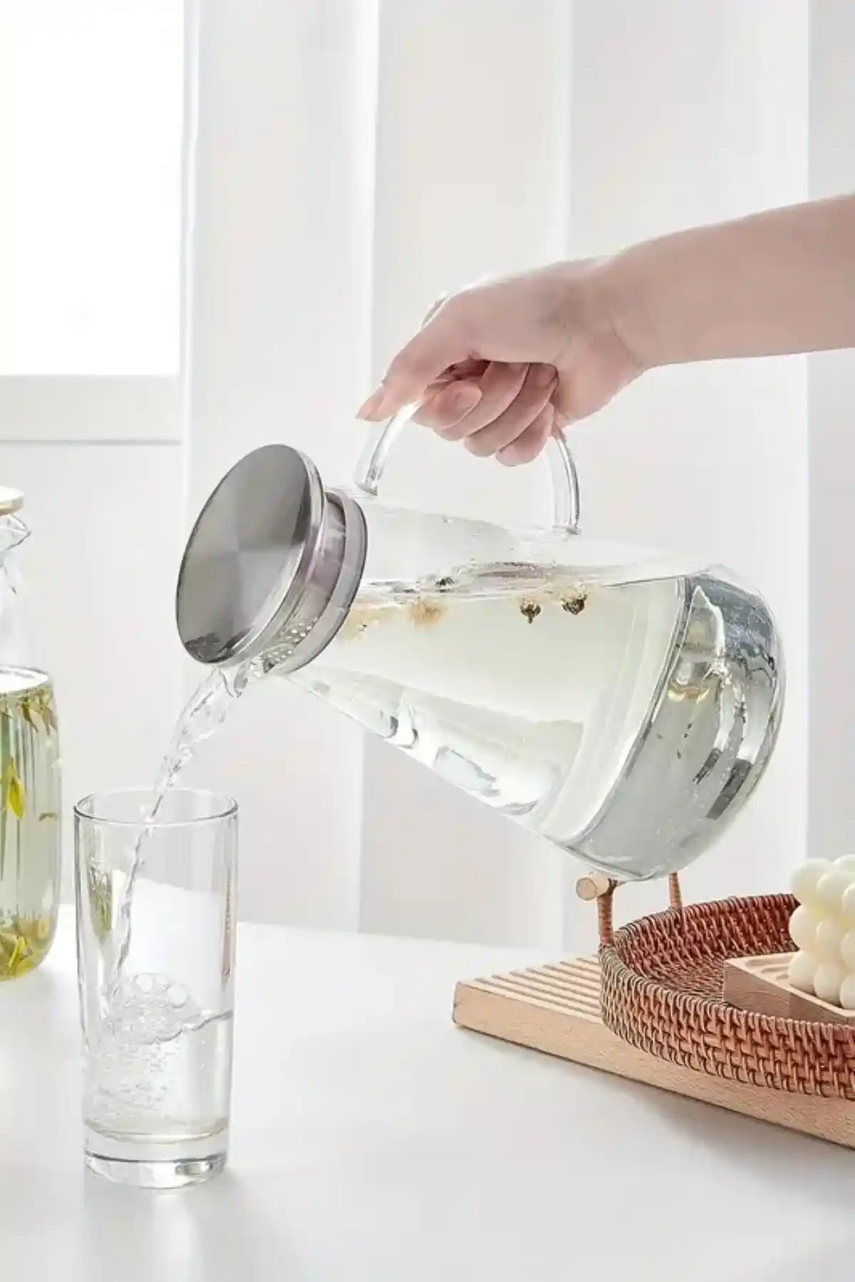 Dayanıklı ve Estetik Borosilikat Cam Sürahiler: Hediye ve Mutfak Kullanımı İçin Ideal Seçenekler