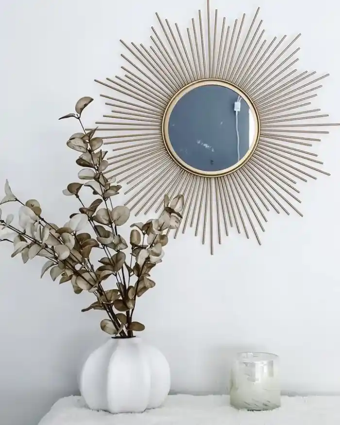 Dekorasyonda Ayna ve Aksesuarların Rolü: Mekan Genişletme ve Estetik Unsurlar