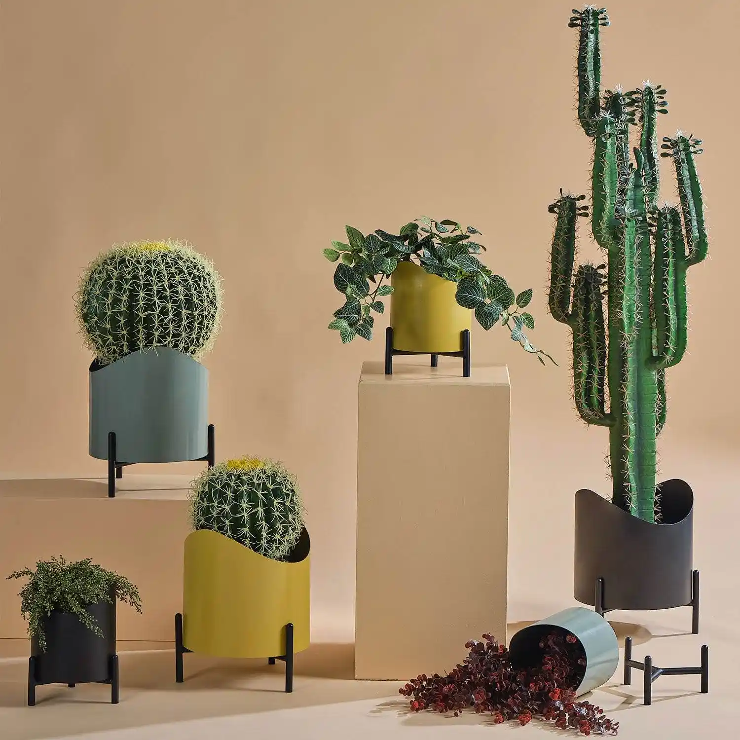 Dekorasyonda Şıklık ve Zarafeti Artıran Saksı Seçimi İpuçları ve Trendler