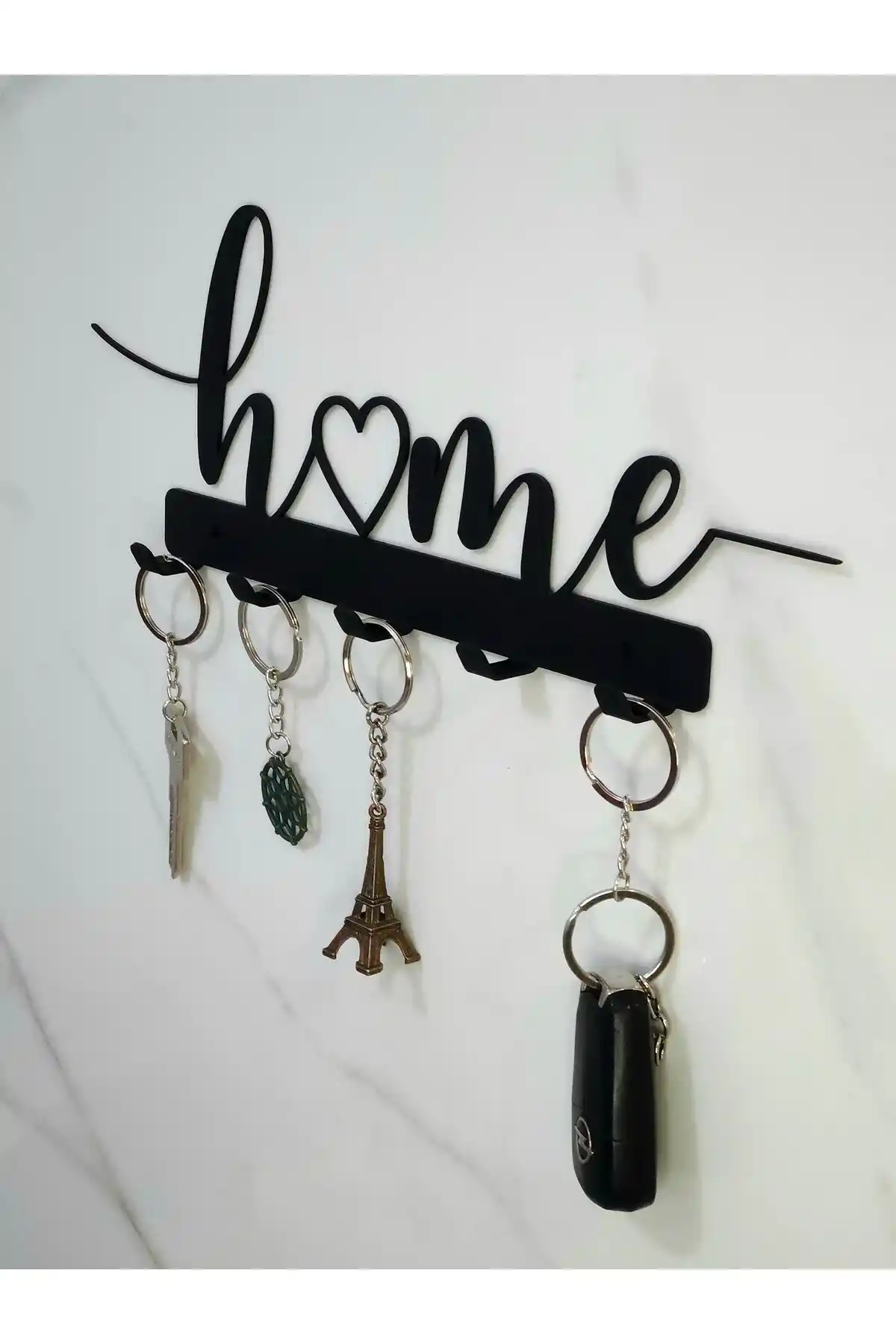 Dekoratif Anahtar Askıları ile Ev Dekorasyonunda Fonksiyonellik ve Estetiğin Buluşması