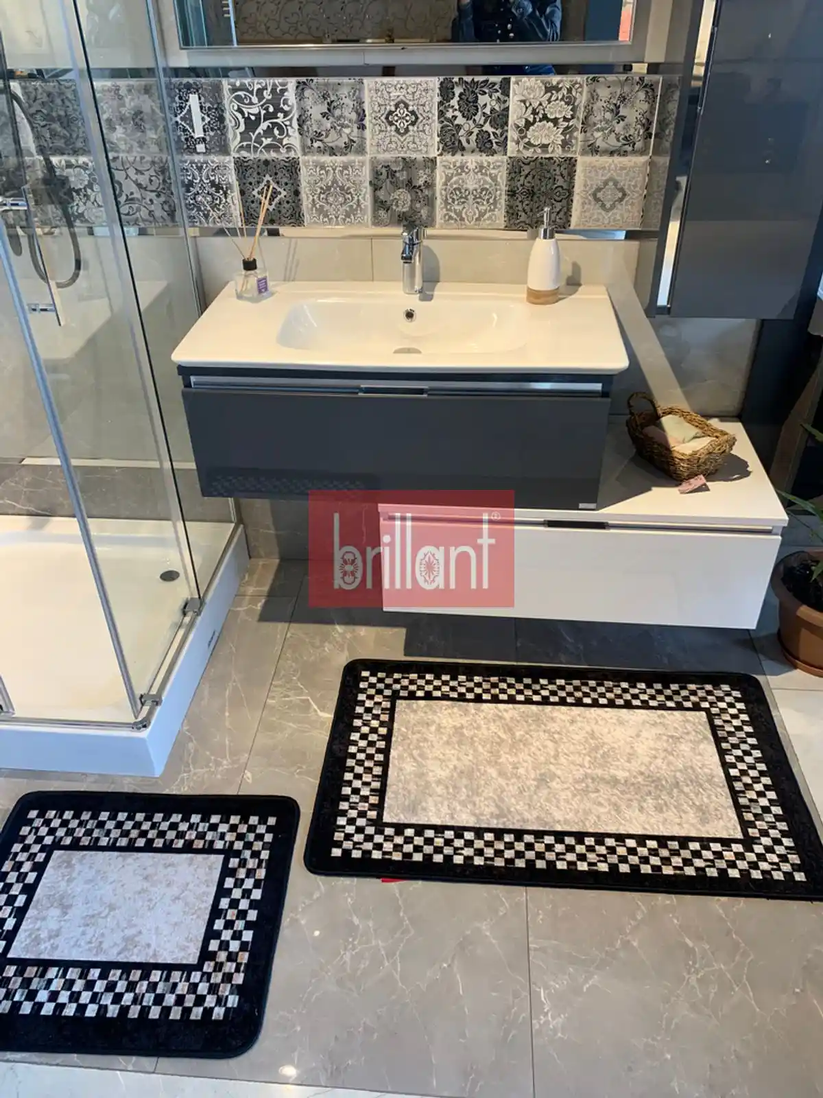 Desenli Lateks Tabanlı Banyo Paspas Setleri Güvenlik ve Estetik İçin Uygun Seçenekler